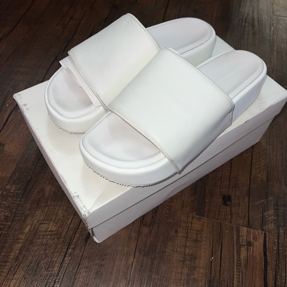 Yohji Yamamoto Y-3 x Adidas Platform Slides - Picture 1 of 10